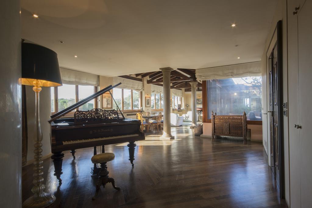Penthouse Castello Marignolle Apartment